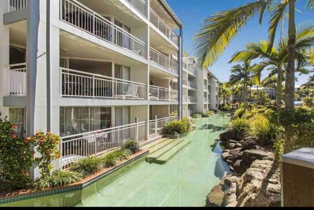 Ocean View - Alexandra Headlands Beachfront Unit Εξωτερικό φωτογραφία