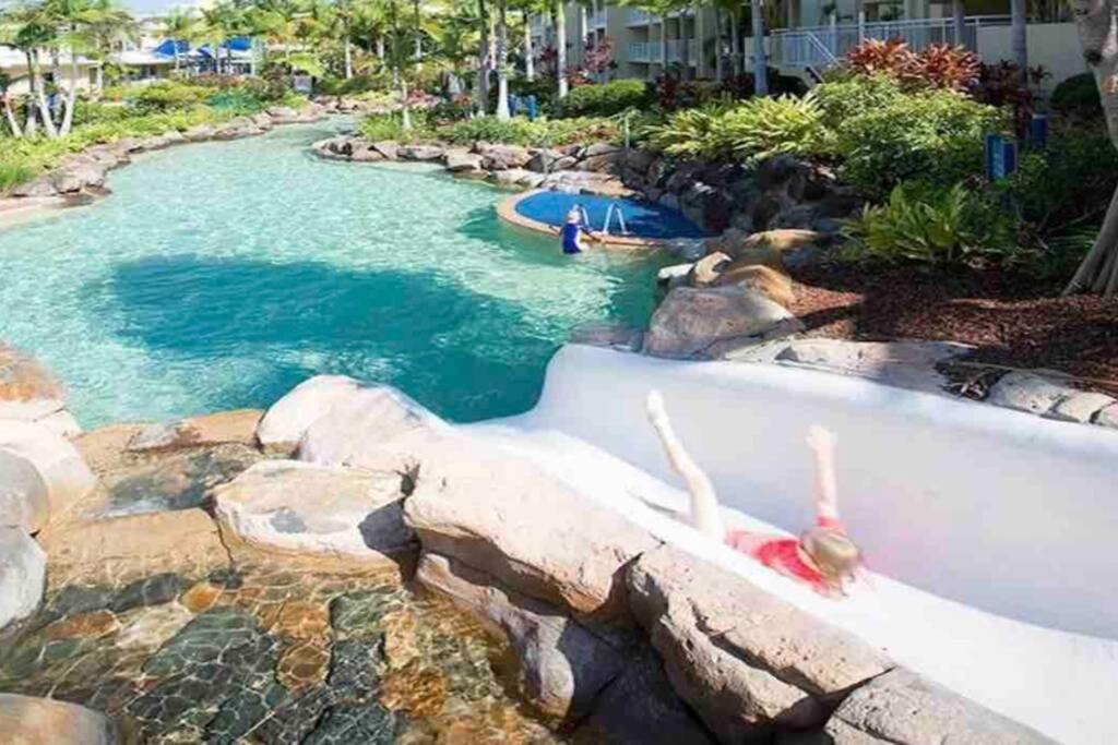 Ocean View - Alexandra Headlands Beachfront Unit Εξωτερικό φωτογραφία