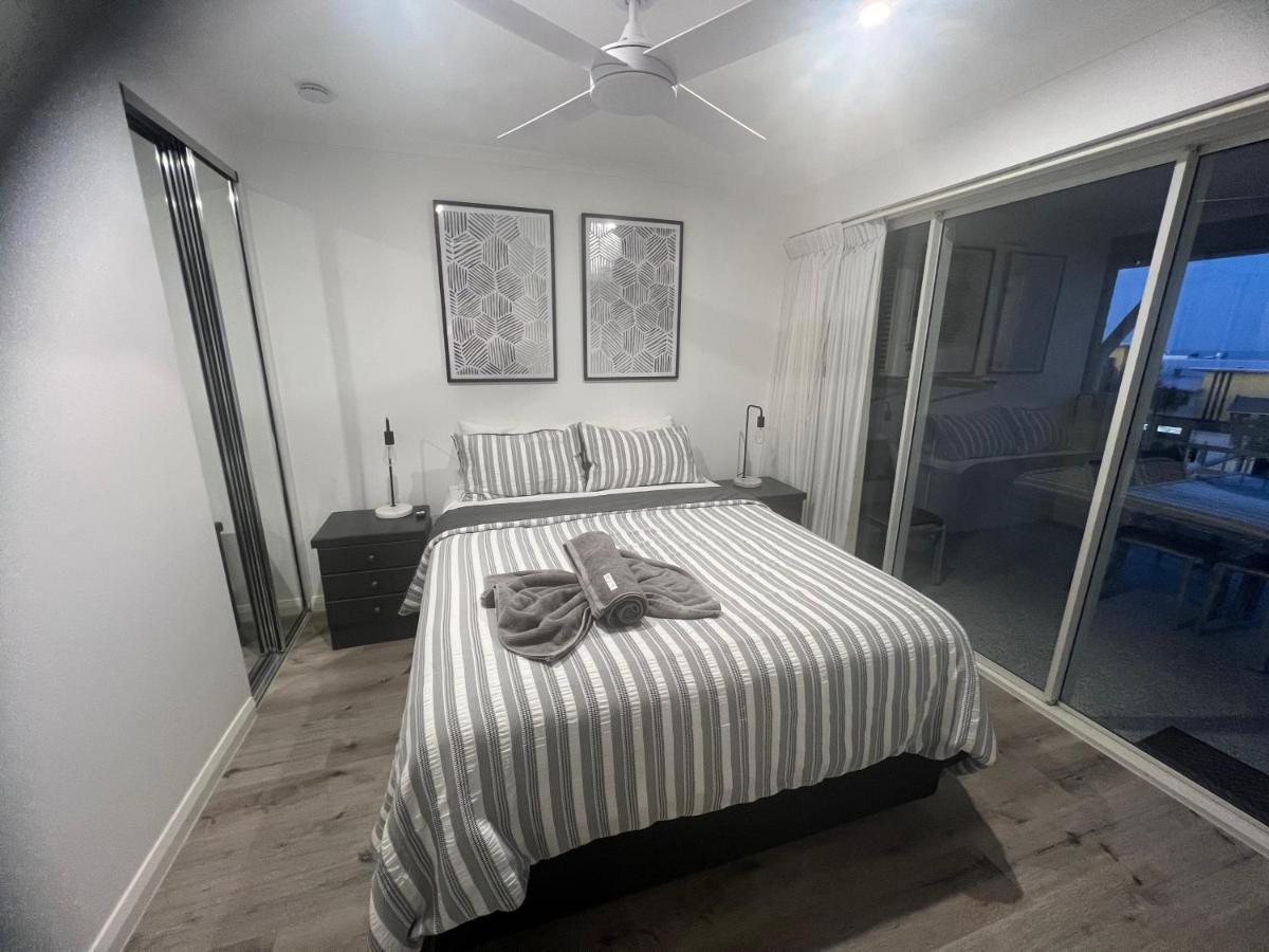 Ocean View - Alexandra Headlands Beachfront Unit Εξωτερικό φωτογραφία