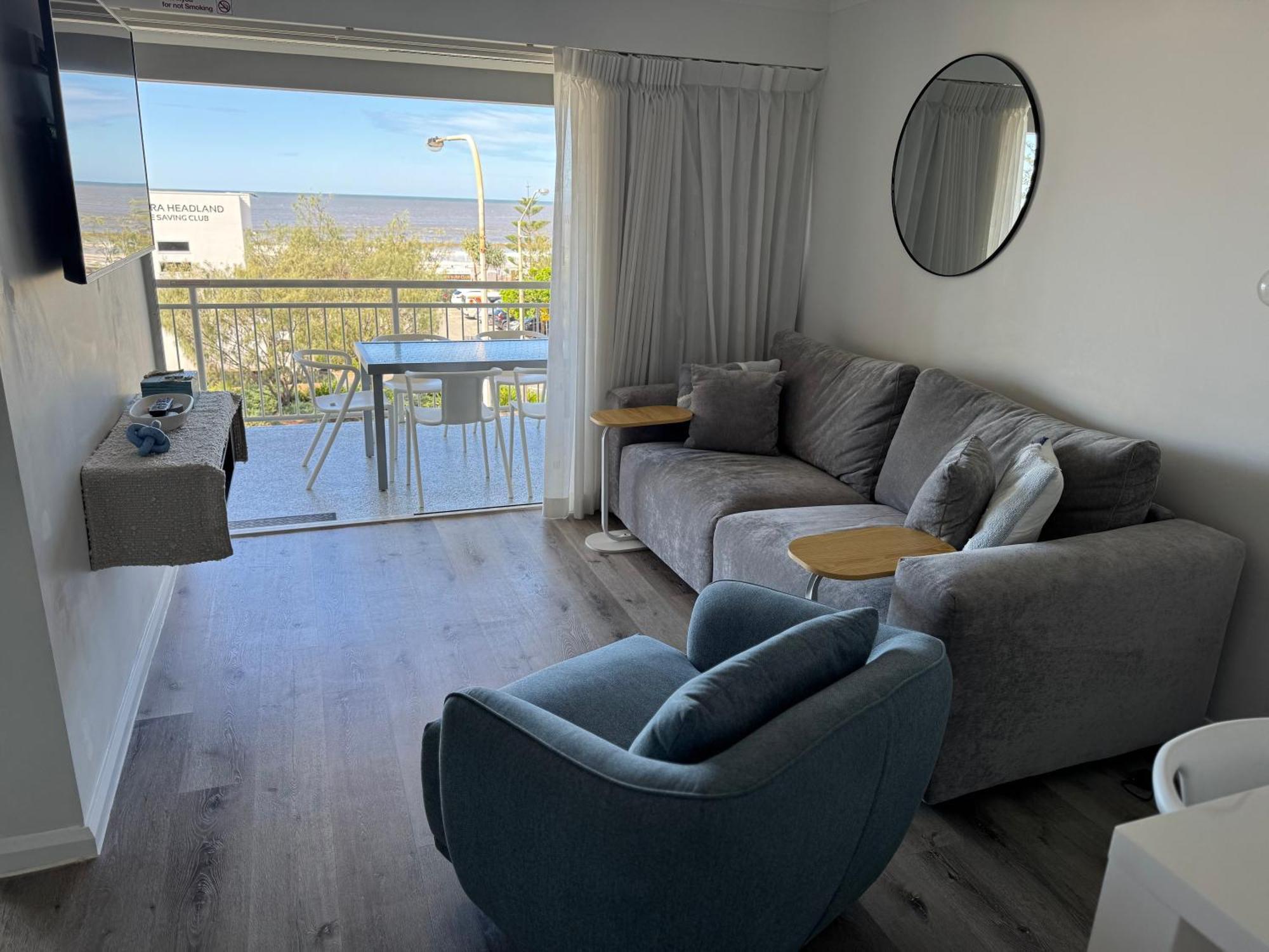 Ocean View - Alexandra Headlands Beachfront Unit Εξωτερικό φωτογραφία